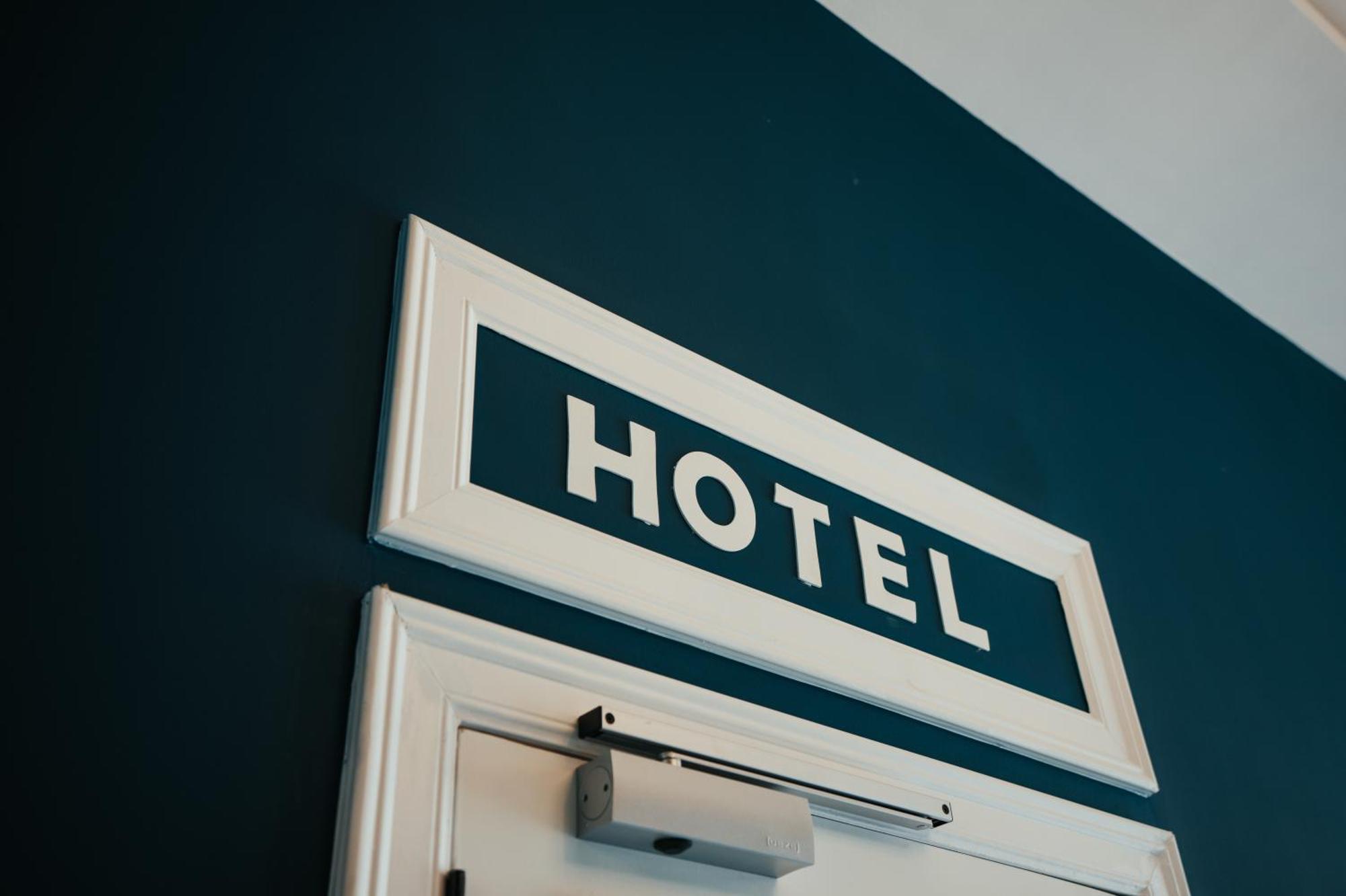 Hotel Casino Elite Quievrain エクステリア 写真